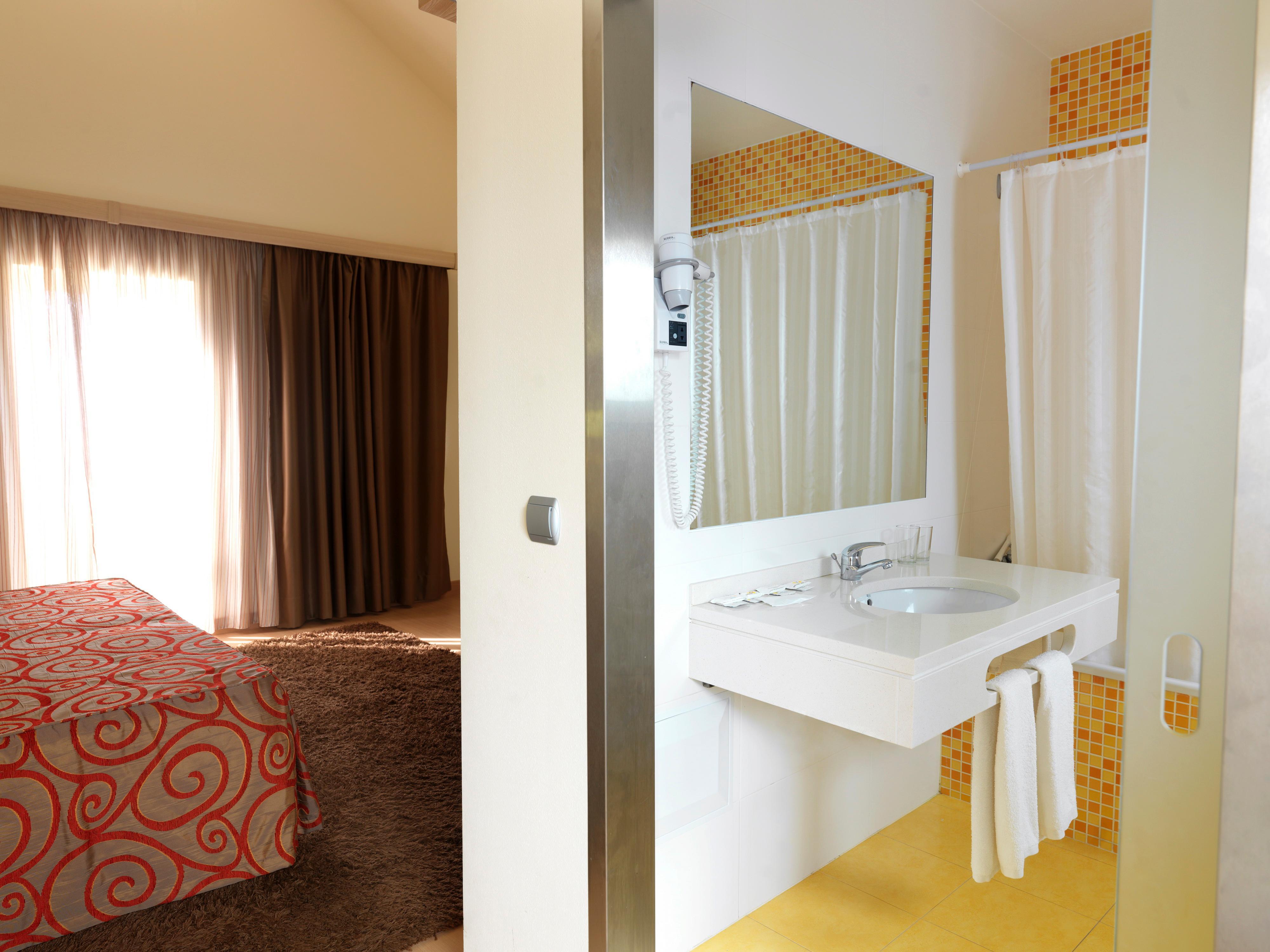 Hotel Cristal Praia Resort & Spa Vieira de Leiria Rom bilde